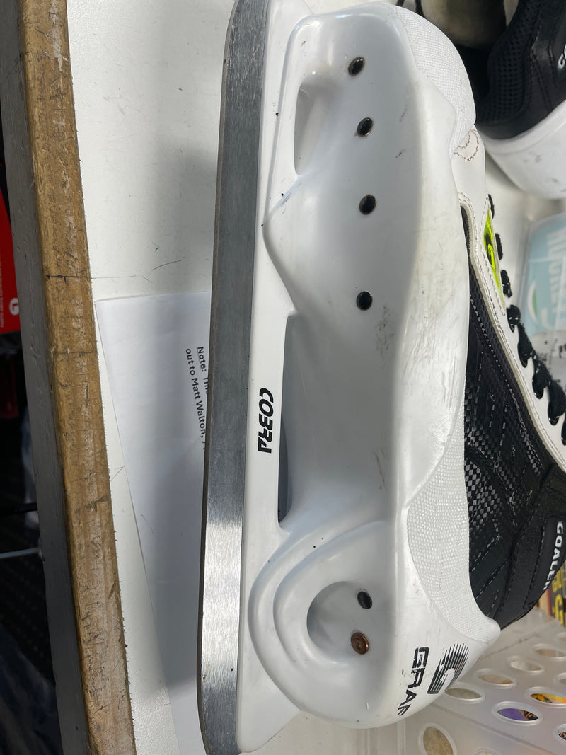 Load image into Gallery viewer, Used Graf Goaler Size Sr. 10.5 Hockey Goalie Skates
