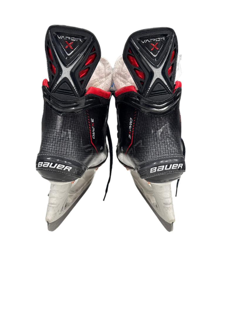 Load image into Gallery viewer, Used Bauer Vapor 3X Pro Hockey Skates, Size 4.5
