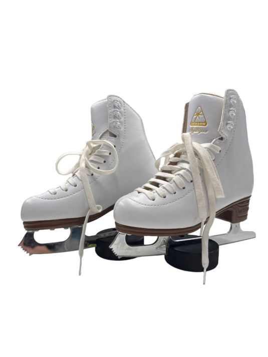 Used Jackson Mystique Figure Skates 1.5