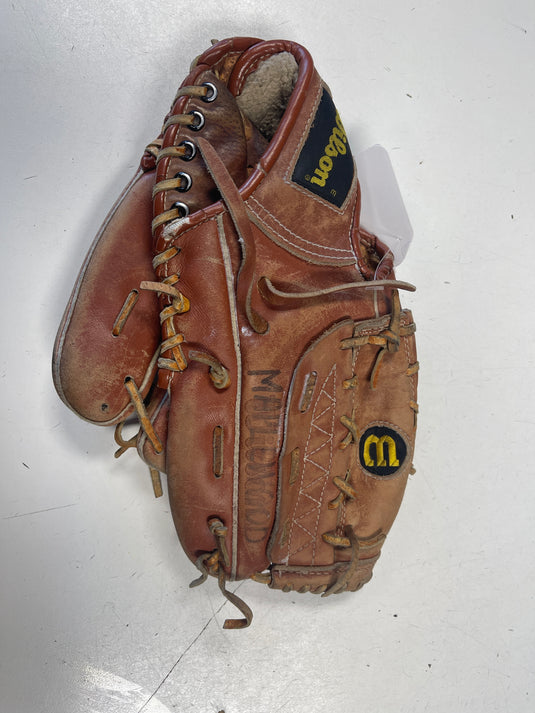 Used Wilson RHT Baseball Glove