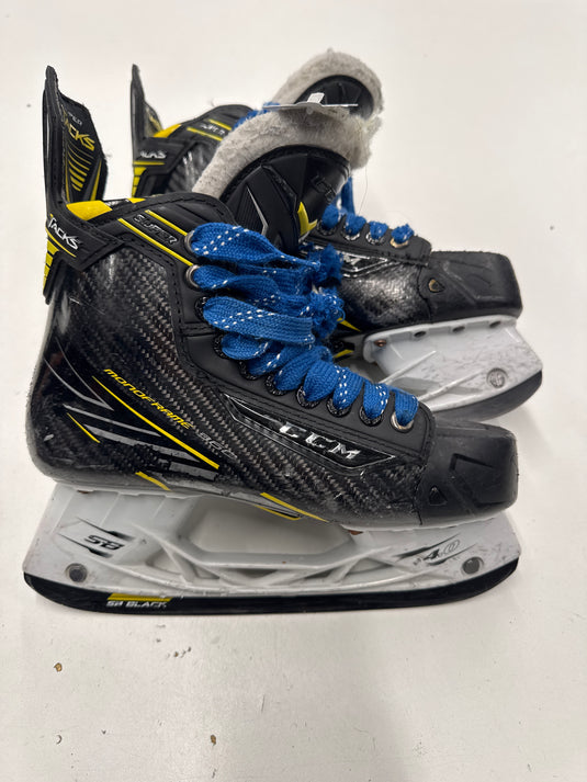 Used CCM Super Tacks Pro Stock Size 6.5 D Hockey Skates
