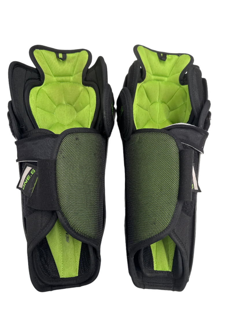 Load image into Gallery viewer, Used Bauer Supreme One.6 14&quot; Hockey Shin Guards
