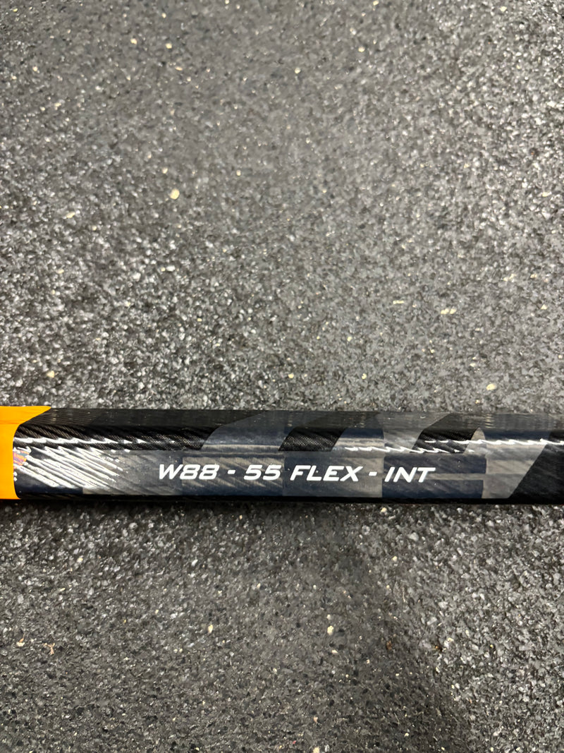 Load image into Gallery viewer, Slightly Used LH Warrior Novium Pro 55 Flex W88 Intermediate Hockey Stick
