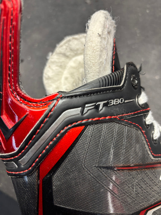 Used CCM Jetspeed FT380 Sr. 7.5D Hockey Skates