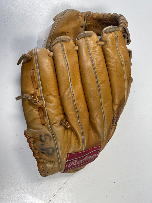 Used Rawlings RHT Baseball GLove