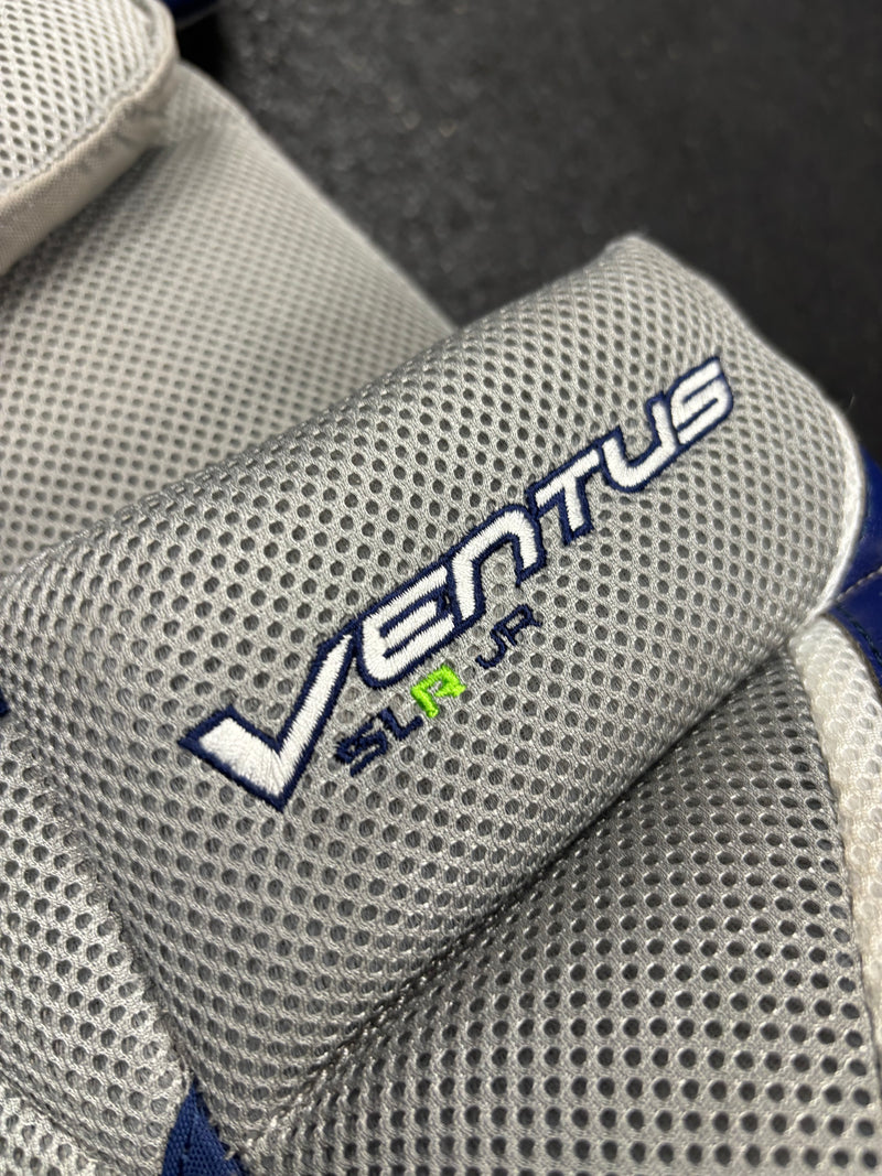 Load image into Gallery viewer, Used Vaughn Ventus SLR Jr. Goalie Chest Protector
