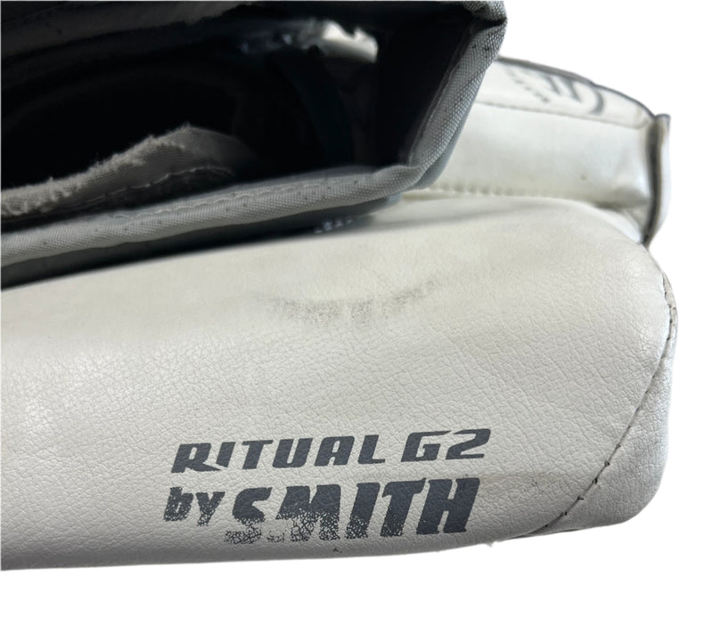 Load image into Gallery viewer, Used Warrior Ritual G2 Sr. Goalie Glove
