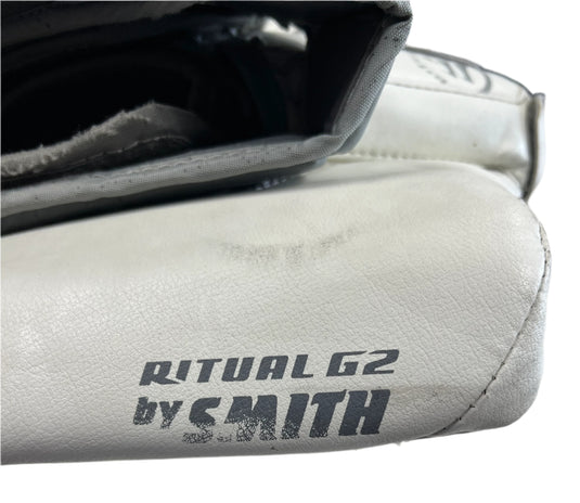 Used Warrior Ritual G2 Sr. Goalie Glove