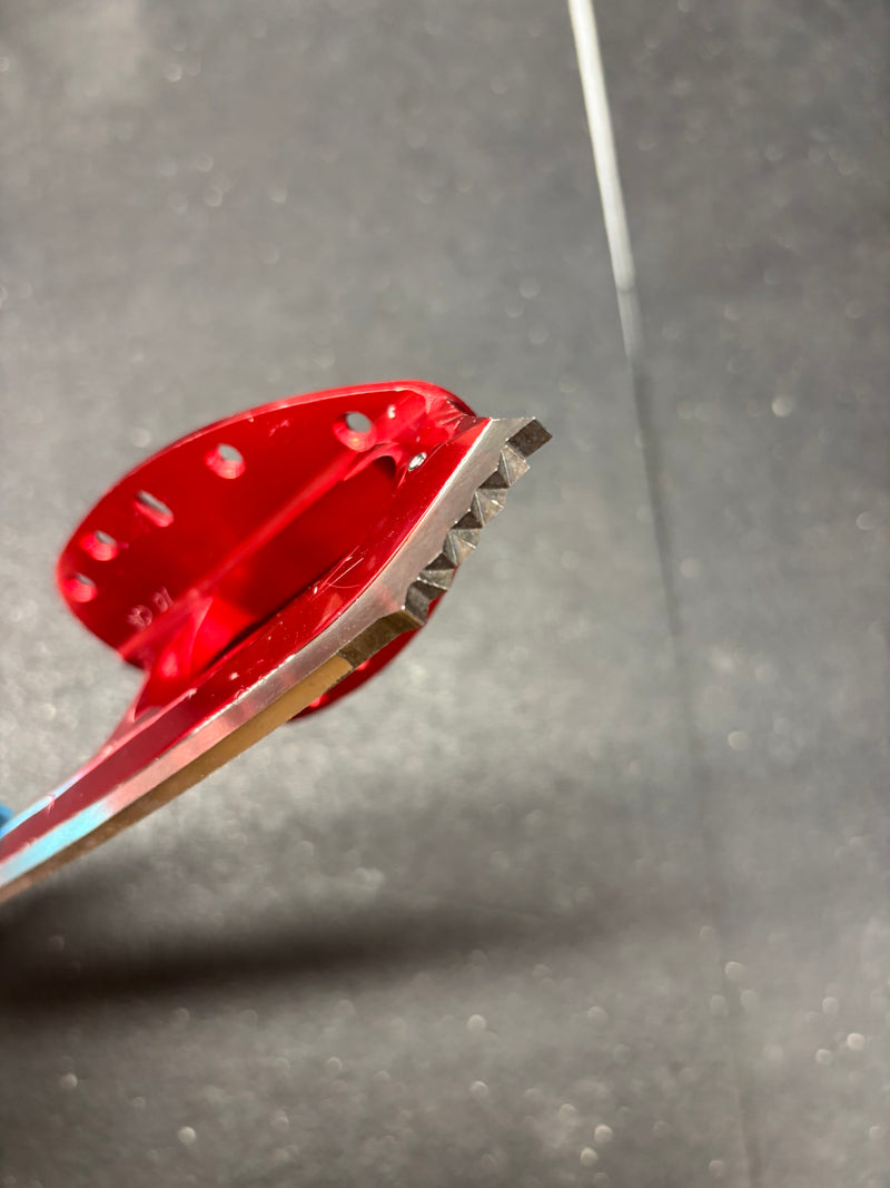 Load image into Gallery viewer, Used Paramount CA Figure Skate Blades
