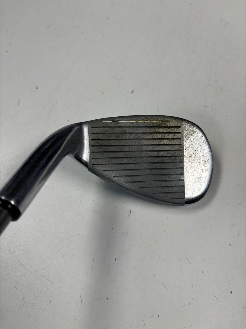 Load image into Gallery viewer, Used RH Tour Edge HL-J Kids Golf Set
