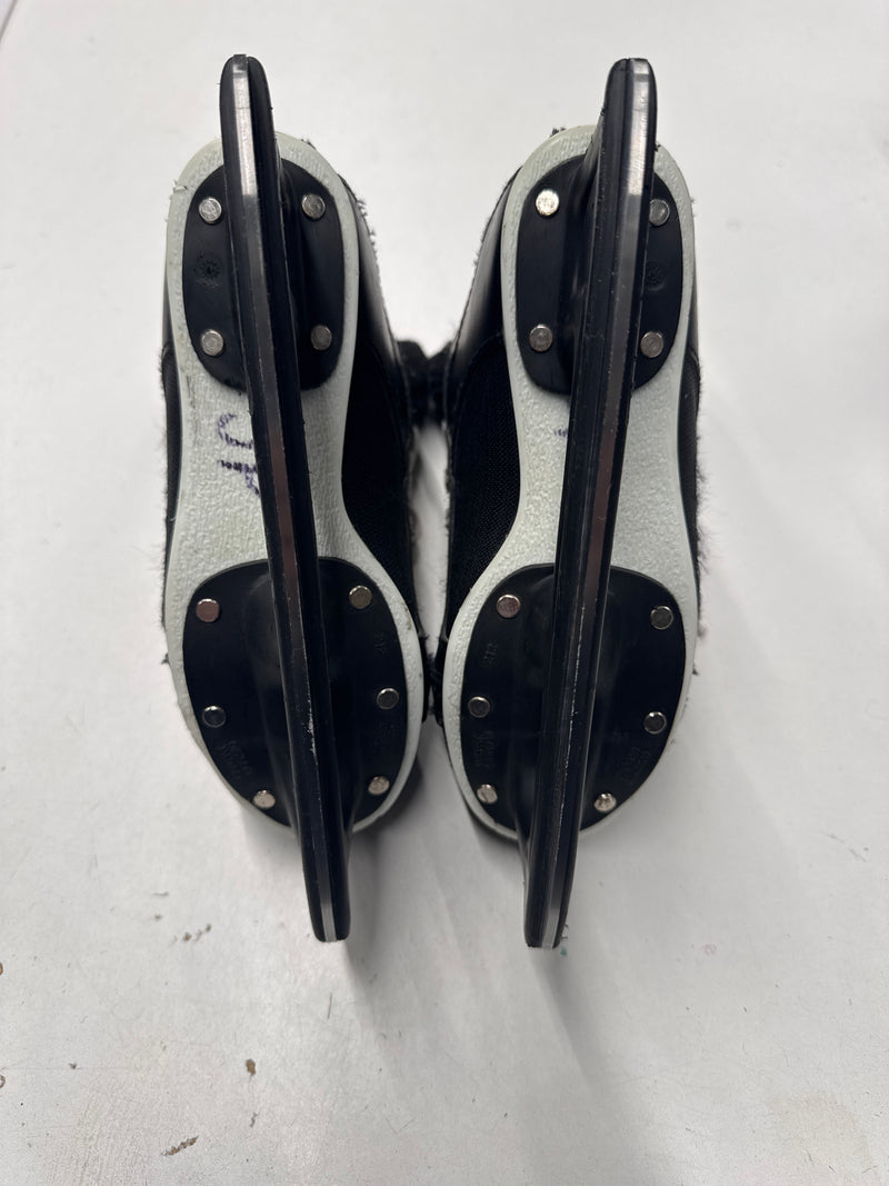 Load image into Gallery viewer, Used CCM 400 Size 1 Hockey Skates
