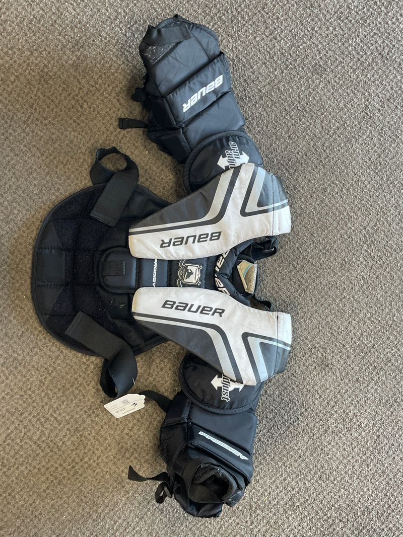 Load image into Gallery viewer, Used Bauer Prodigy 2.0 Yth. Size S/M Hockey Goalie Chest Protector
