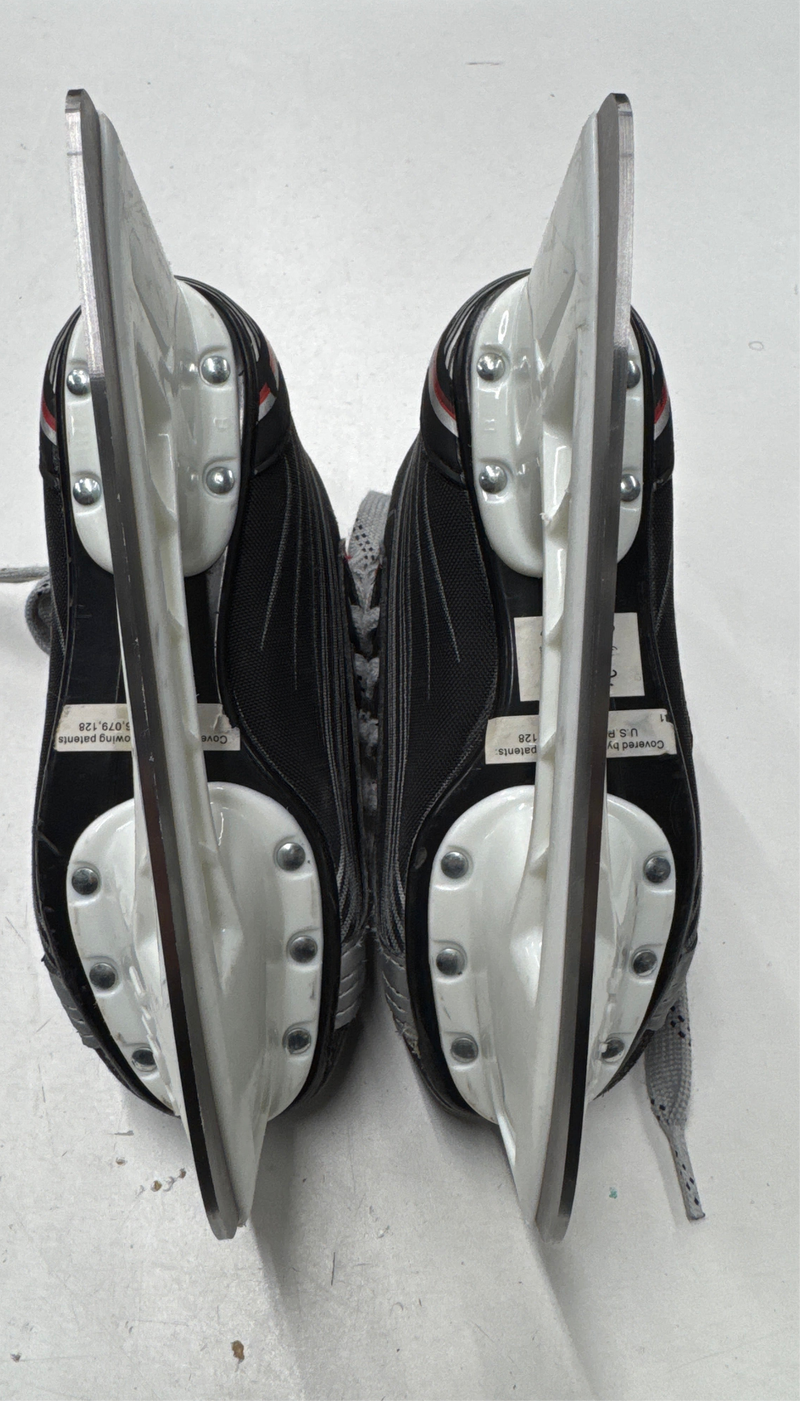 Load image into Gallery viewer, Used Bauer Vapor X200 Jr. Hockey Skates
