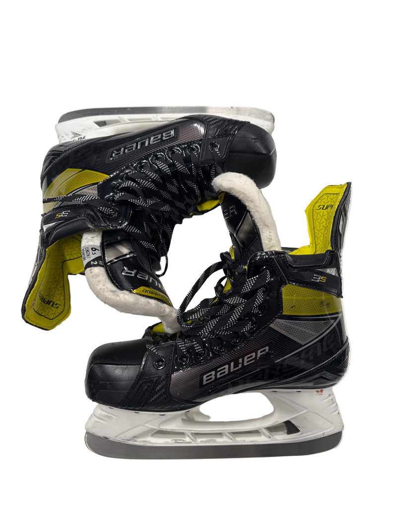 Load image into Gallery viewer, Used Bauer Supreme 3S Hockey Skates, Int 6.5 Fit 2
