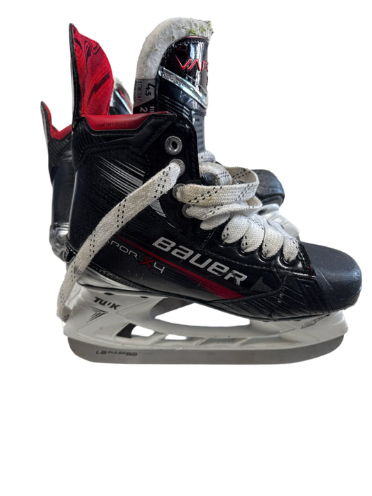 Used Bauer Vapor X4 Skates, JR 4.5