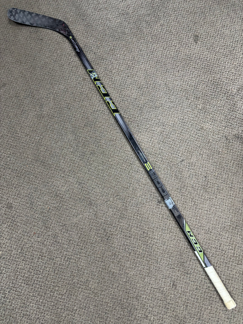 Load image into Gallery viewer, Used CCM RibcorE Reckoner LH Hockey Stick
