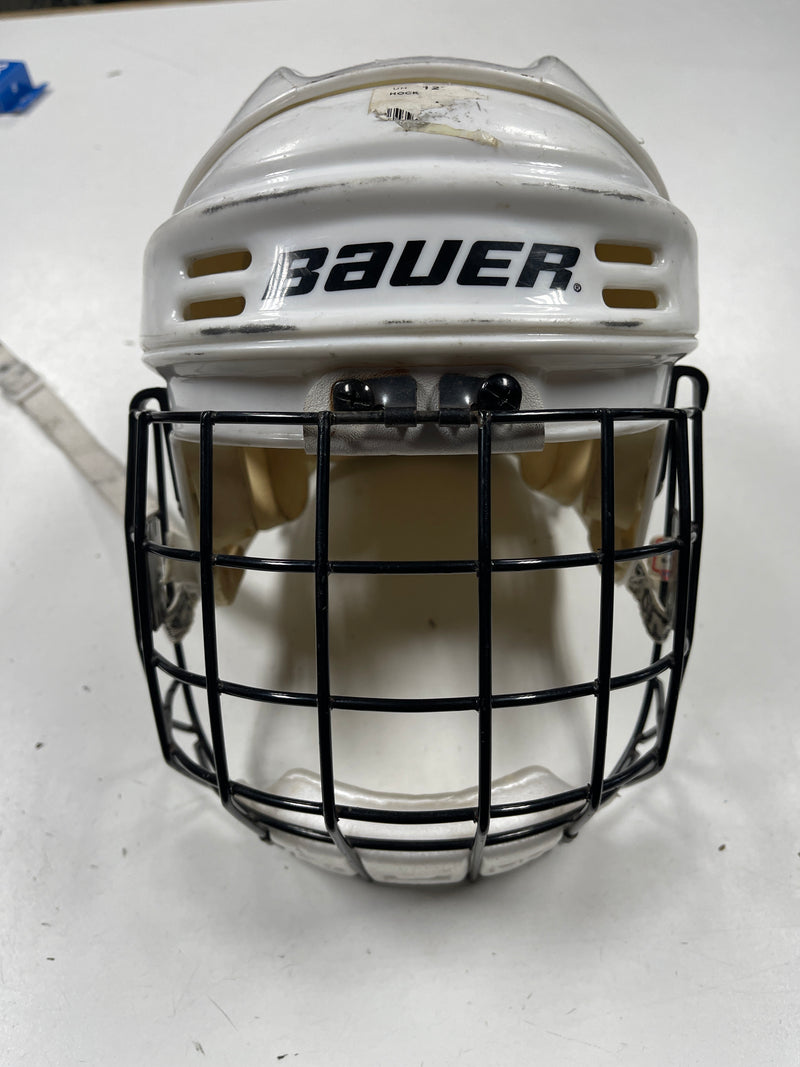 Load image into Gallery viewer, Used Bauer White youth Helment
