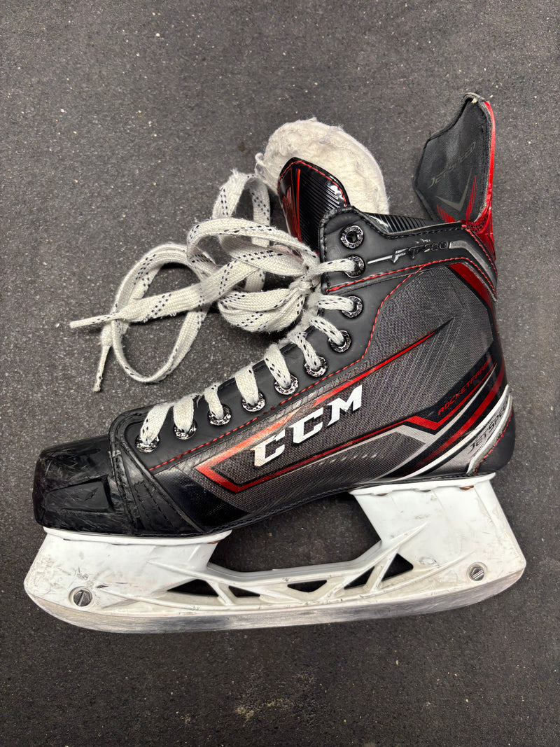 Load image into Gallery viewer, Used CCM Jetspeed FT380 Sr. 7.5D Hockey Skates
