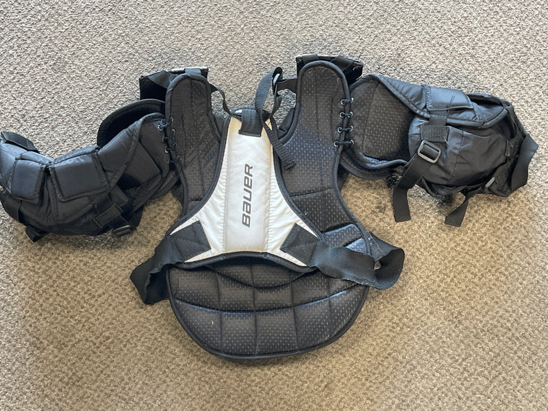 Load image into Gallery viewer, Used Bauer Prodigy 2.0 Yth. Size S/M Hockey Goalie Chest Protector
