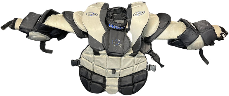 Load image into Gallery viewer, Used Vaughn Jr. Large Hockey Goalie Chest Protector
