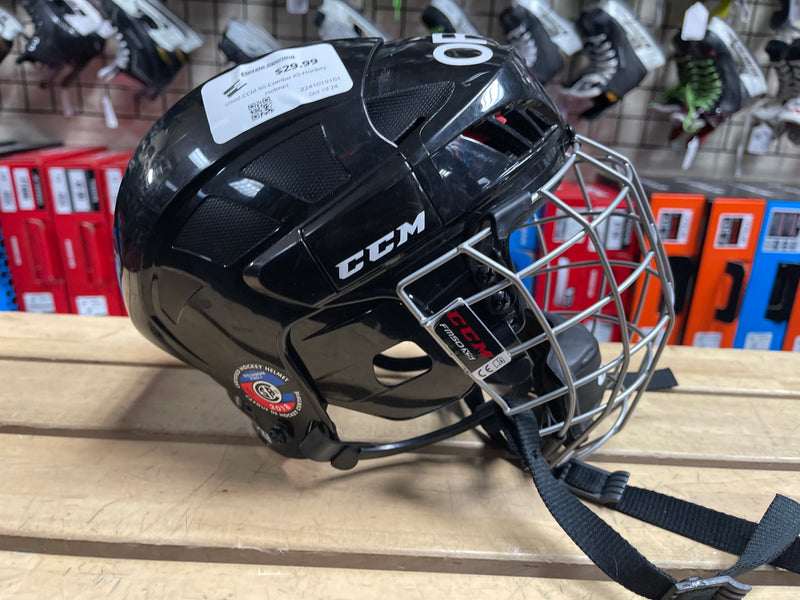 Load image into Gallery viewer, Used CCM 50 Combo XS Hockey Helmet
