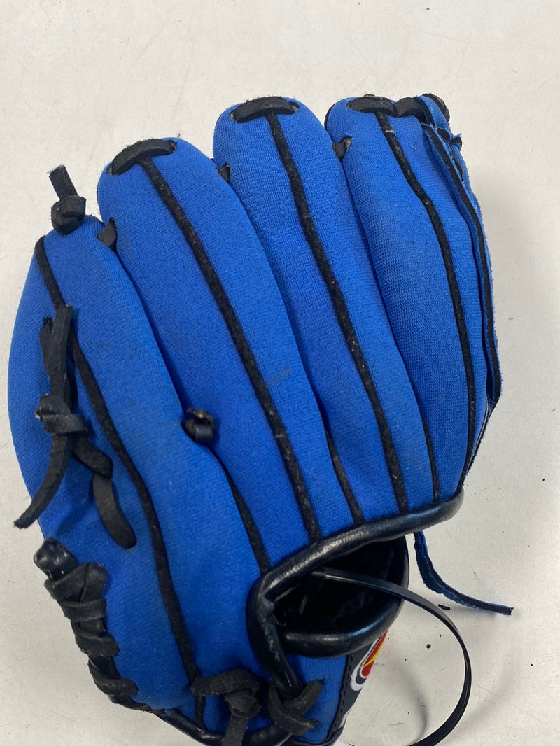 Load image into Gallery viewer, Used Easton Black Magic 9&quot; RHT Baseball Glove
