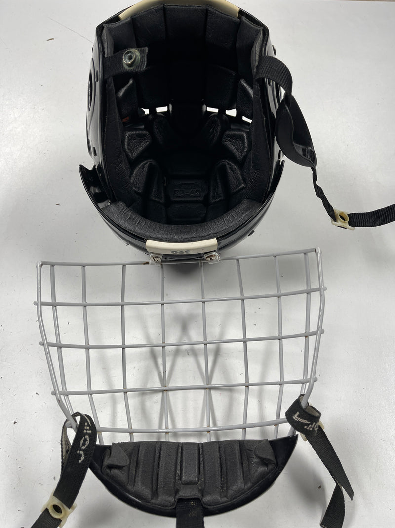 Load image into Gallery viewer, JOFA 390SR Hockey Helmet
