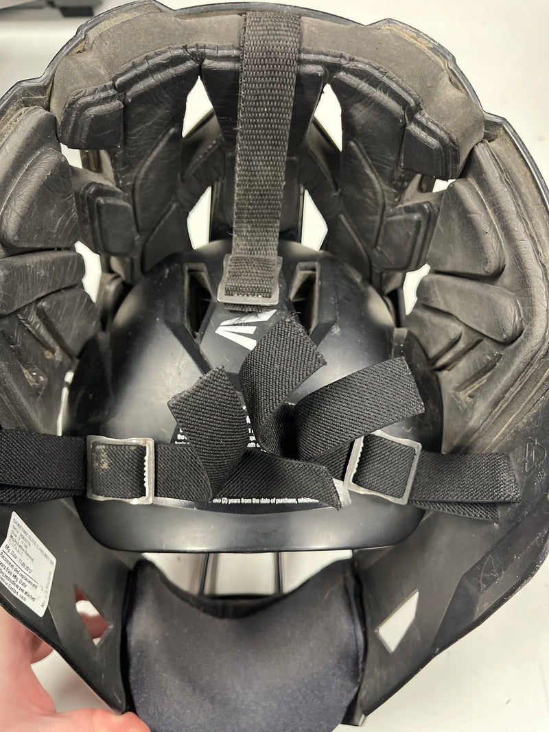 Load image into Gallery viewer, Used Easton Elite Baseball Catchers Mask / Helmet
