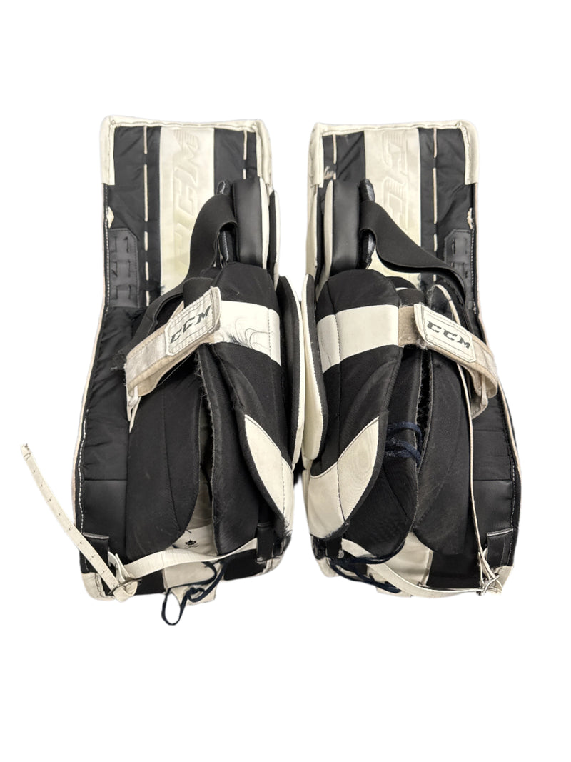 Load image into Gallery viewer, Used CCM Eflex 5.9 31+1 Hockey Goalie Pads
