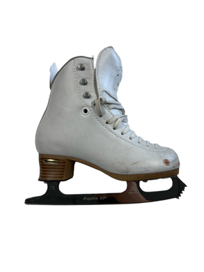 Used Jackson Freestyle 2191 Size 1 Figure Skates