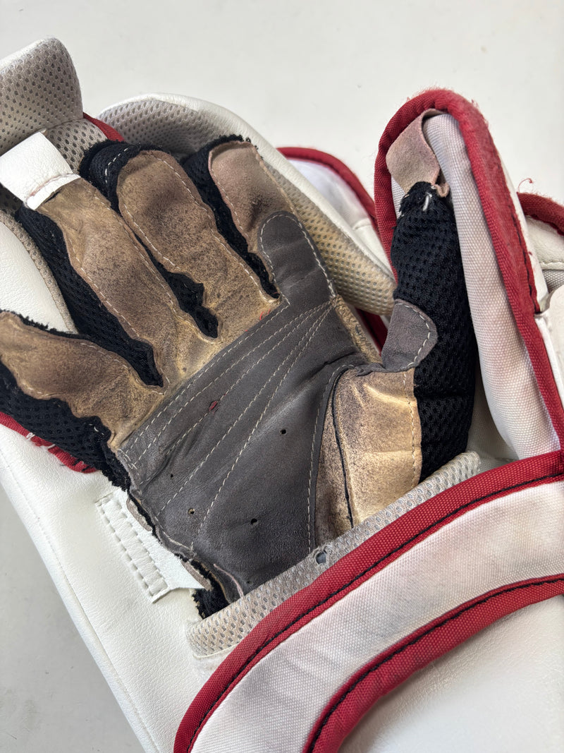 Load image into Gallery viewer, Used Brian&#39;s Subzero 7.0 Sr. Goalie Blocker
