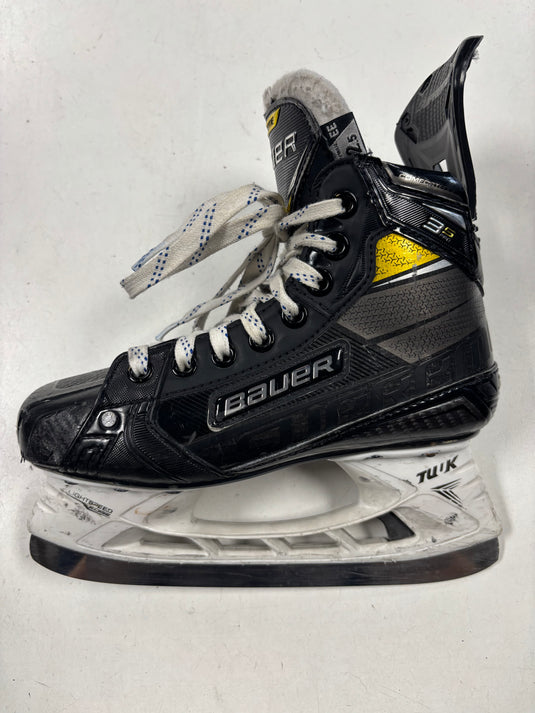 Used Bauer Supreme 3S Pro Size 2.5EE Ice Hockey Skates