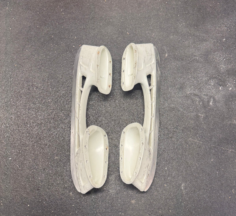 Load image into Gallery viewer, Used Tuik Lightspeed Pro Skate Holders (272mm)
