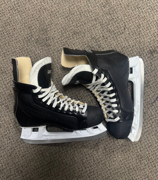 Lightly Used Graf 935s Ultra Hockey Skates