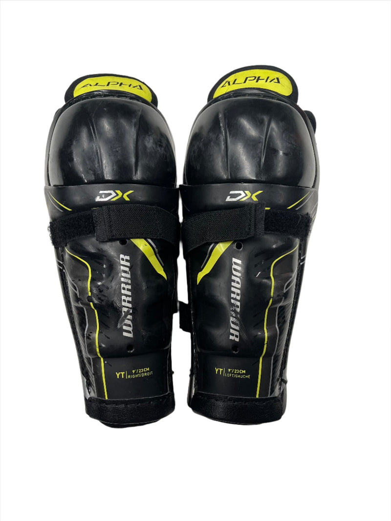 Load image into Gallery viewer, Used Warrior Alpha DX 9&quot; Hockey Shin Guards
