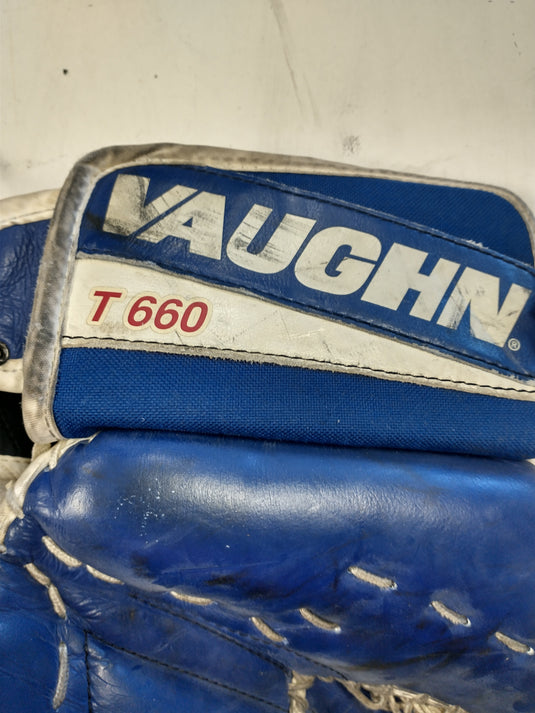 Used Vaughn T660 Goalie Glove