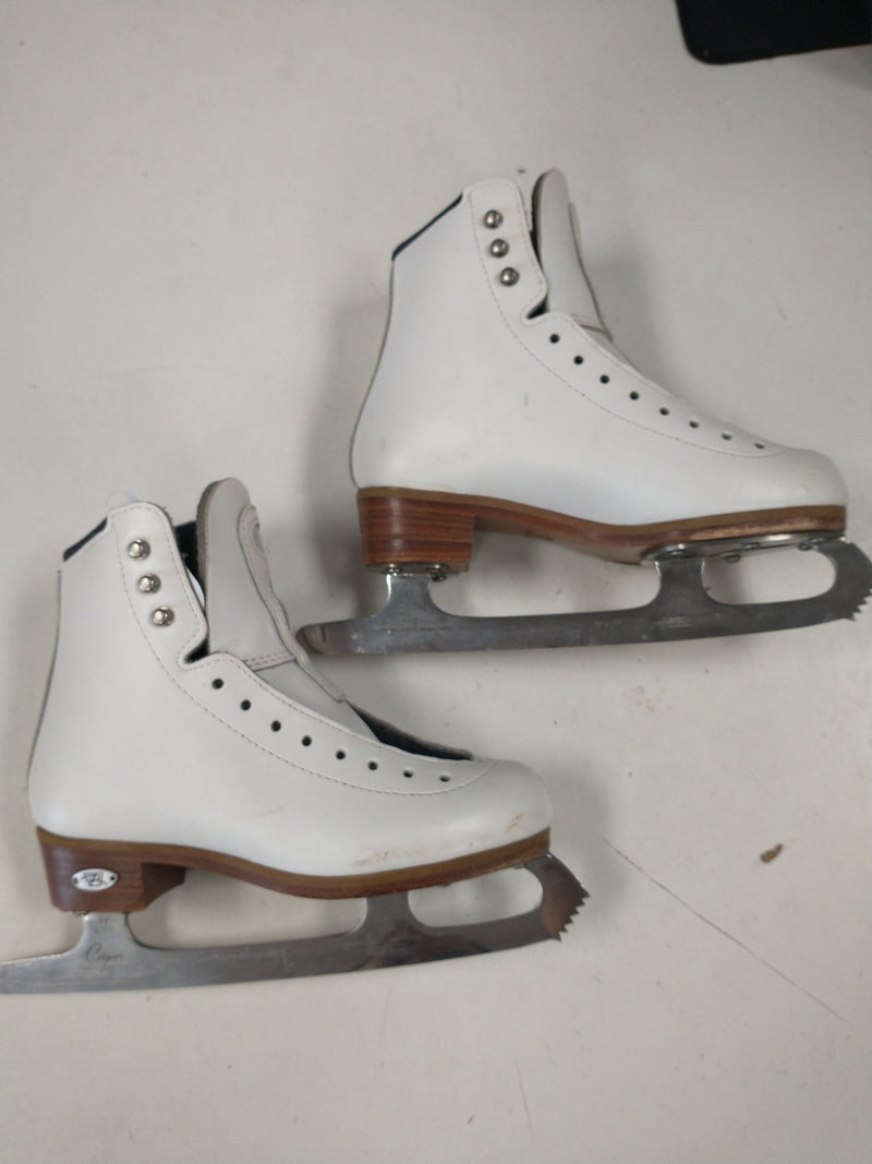 Load image into Gallery viewer, Used Riedell Stride Size 1.5 Figure Skates
