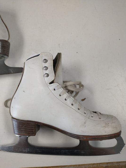 Used Riedell 33 Med Size 2.5 Figure Skates