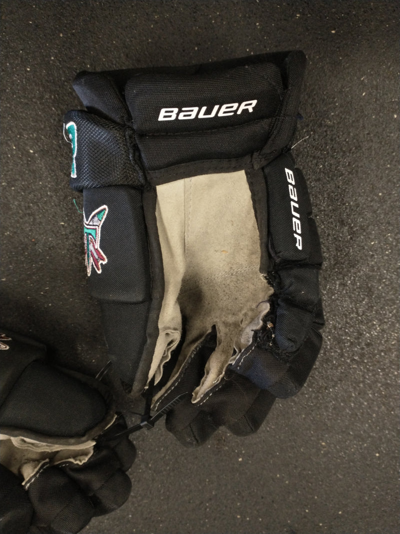 Load image into Gallery viewer, Used Bauer Team Vapor Elite Tacoma Rockets 14&quot; Senior Hockey Gloves
