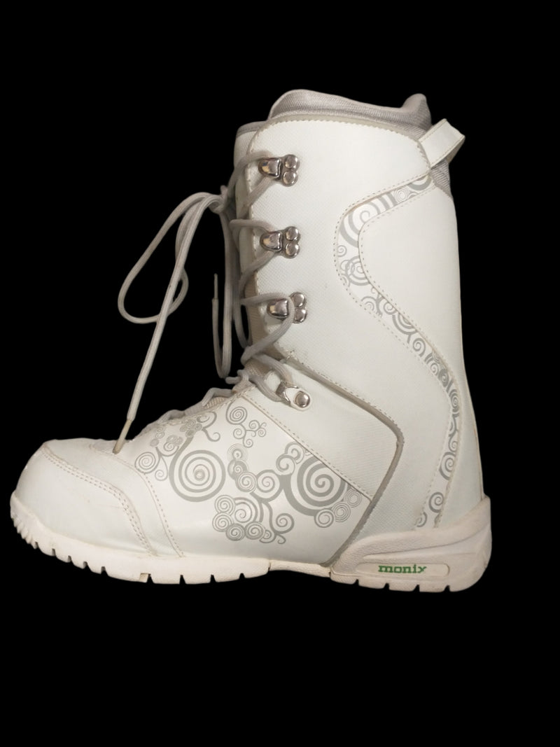 Load image into Gallery viewer, Used Monix Women Size 9 Snow Boots
