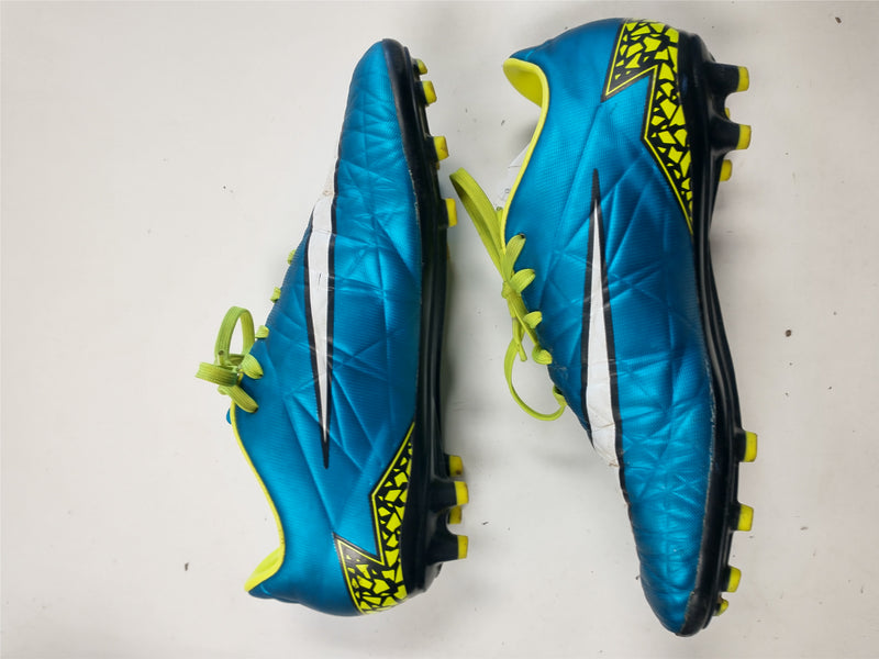 Load image into Gallery viewer, Used Nike Hypervenom Size 7 Soccer Cleats

