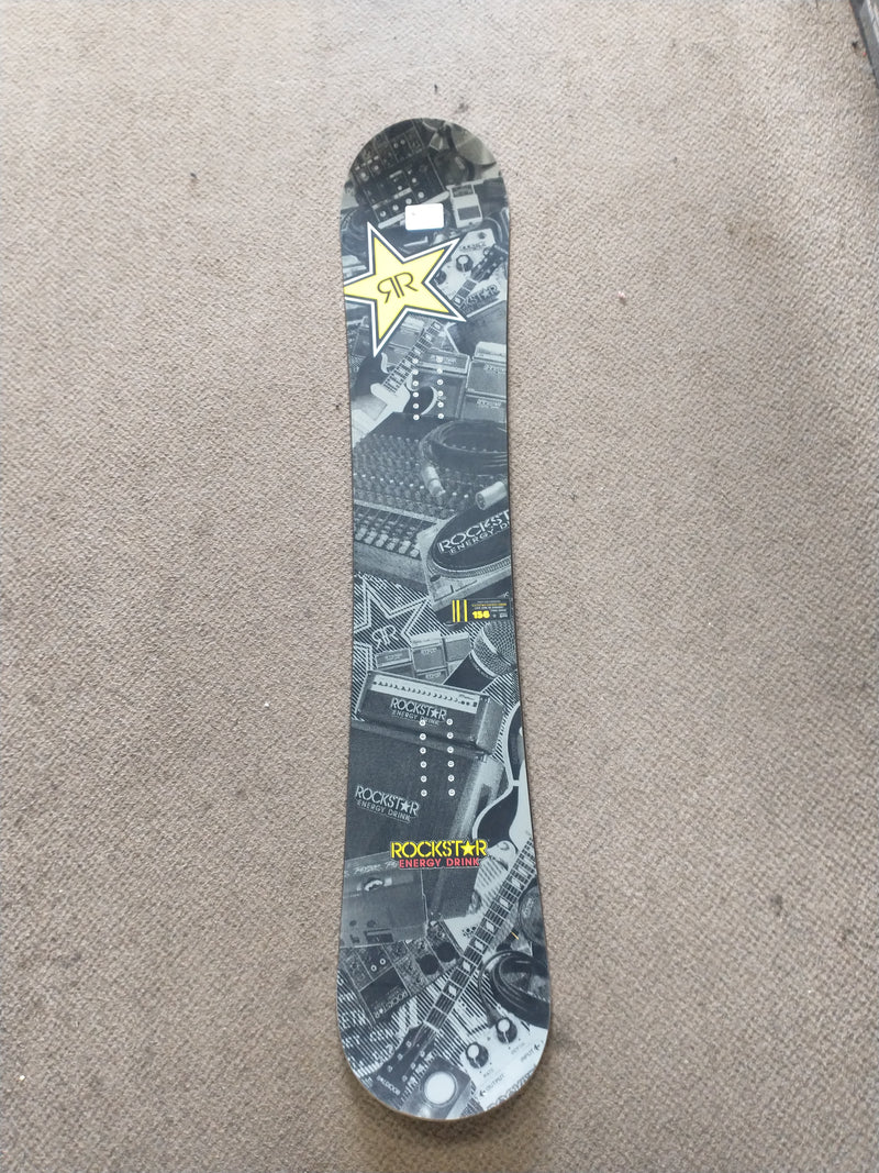 Load image into Gallery viewer, New Rockstar Snowboard 156 no bindings
