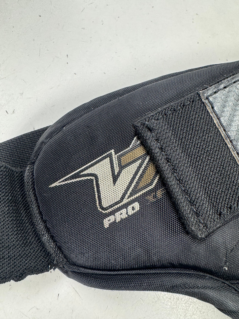 Load image into Gallery viewer, Used Vaughn V7 Pro XF Sr. Goalie Jock
