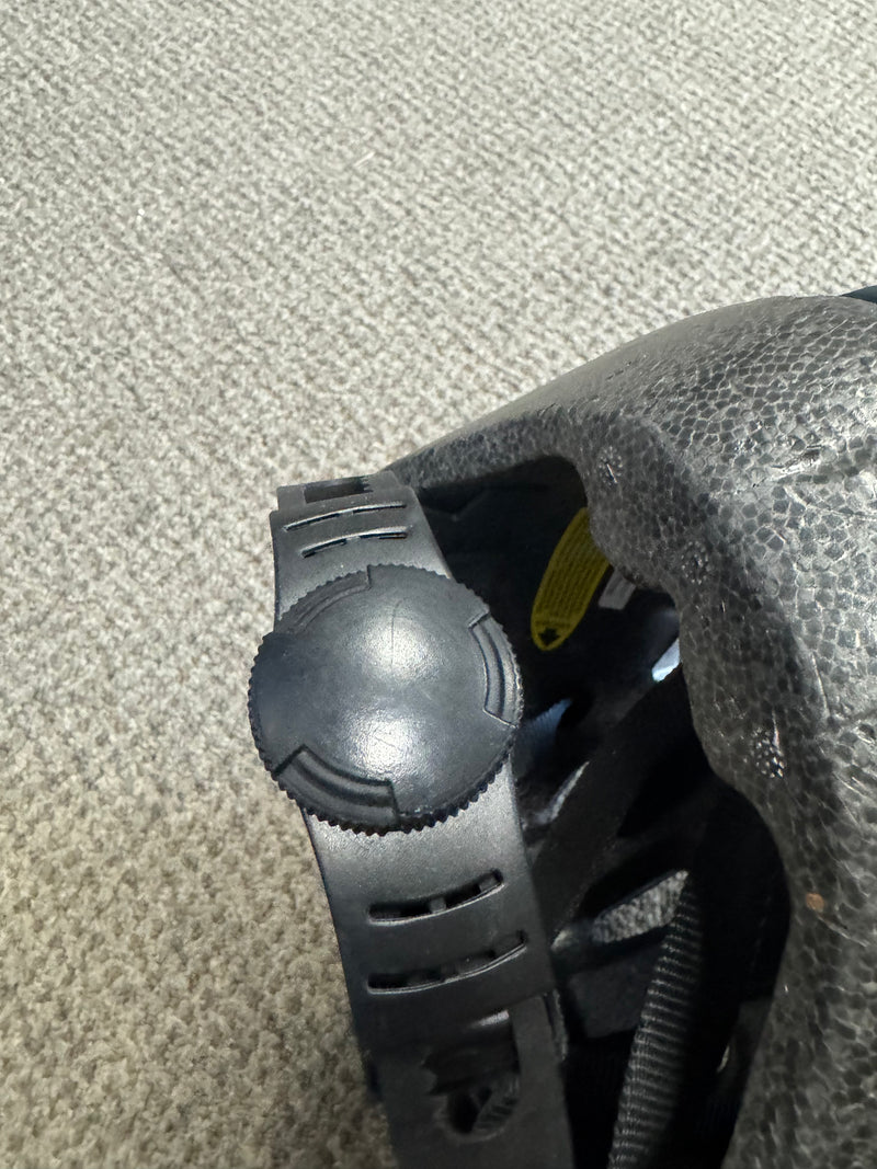 Load image into Gallery viewer, Used Schwinn Adjustable Bike Helmet
