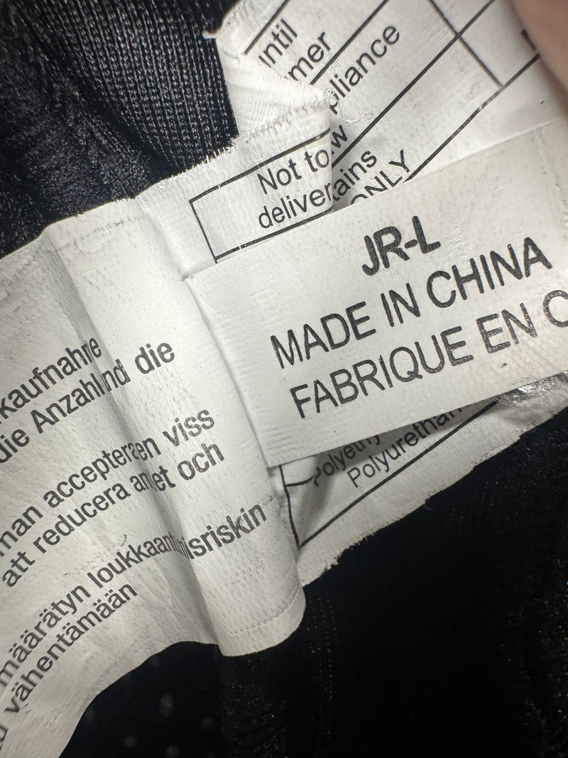 Load image into Gallery viewer, Used Mission Roller Hockey Girdle Jr. Large
