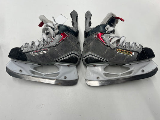 Used Easton Stealth S9 Hyperlight Hockey Skates Size 2.0 D