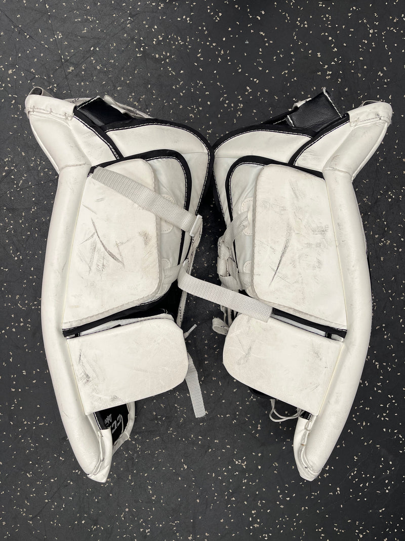 Load image into Gallery viewer, CCM Premier R1.5 White/Black Size 21&quot; Used Hockey Goalie Leg Pads
