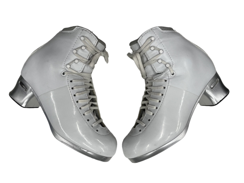 Load image into Gallery viewer, Used Jackson Premiere Fusion 2800 Size 8 W Figure Skates (No Blades)
