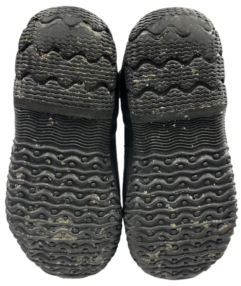 Load image into Gallery viewer, Used Bogs Classic High Size 2 Boots
