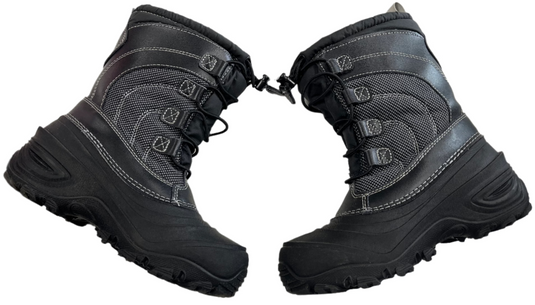 Used The North Face Size 2 Winter Boots